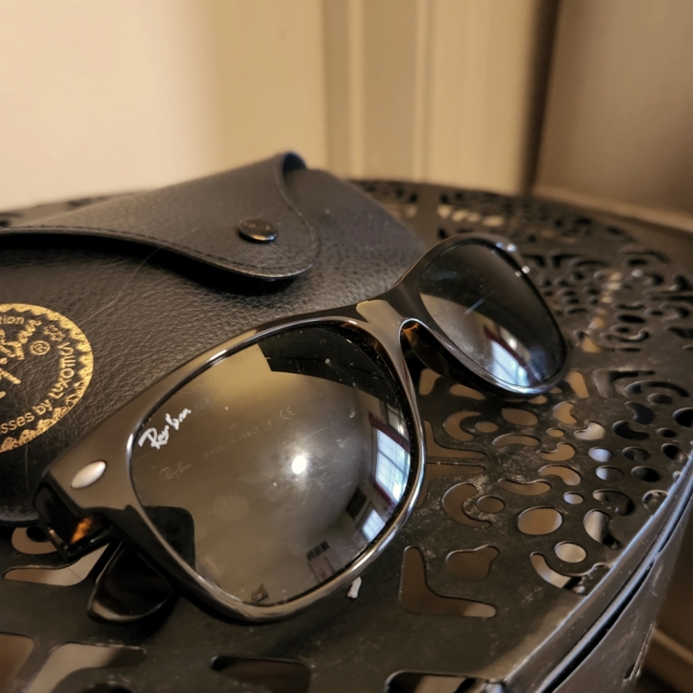 Rayban Tortoise Shell Wayfarer Sunglasses